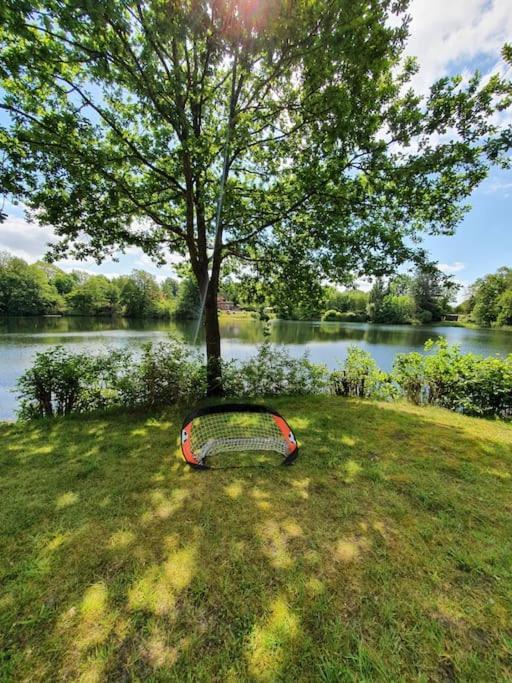 Ferienhaus Blauer See Mit Optionalem Hot-Tub Бокхорн Экстерьер фото
